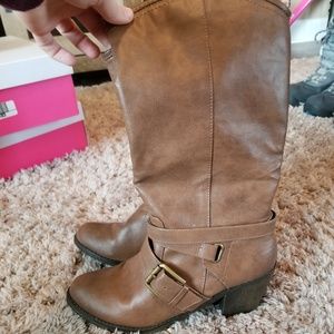 Women's boots